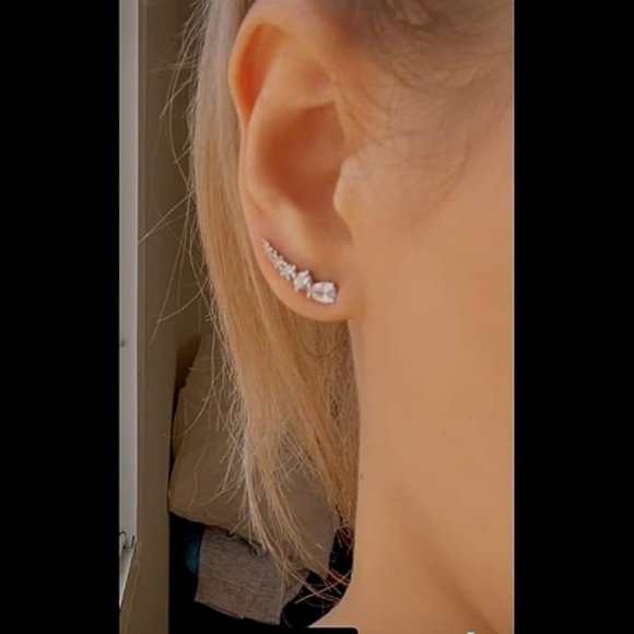 Women's 14K Gold Plated Cubic Zirconia Ear Crawler Earrings - Picture 11 of 13